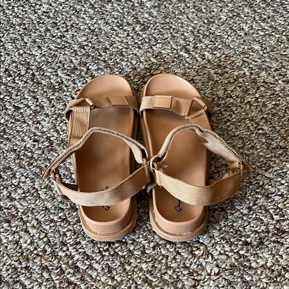 Qupid Beige Strappy Sandals - Picture 4 of 5